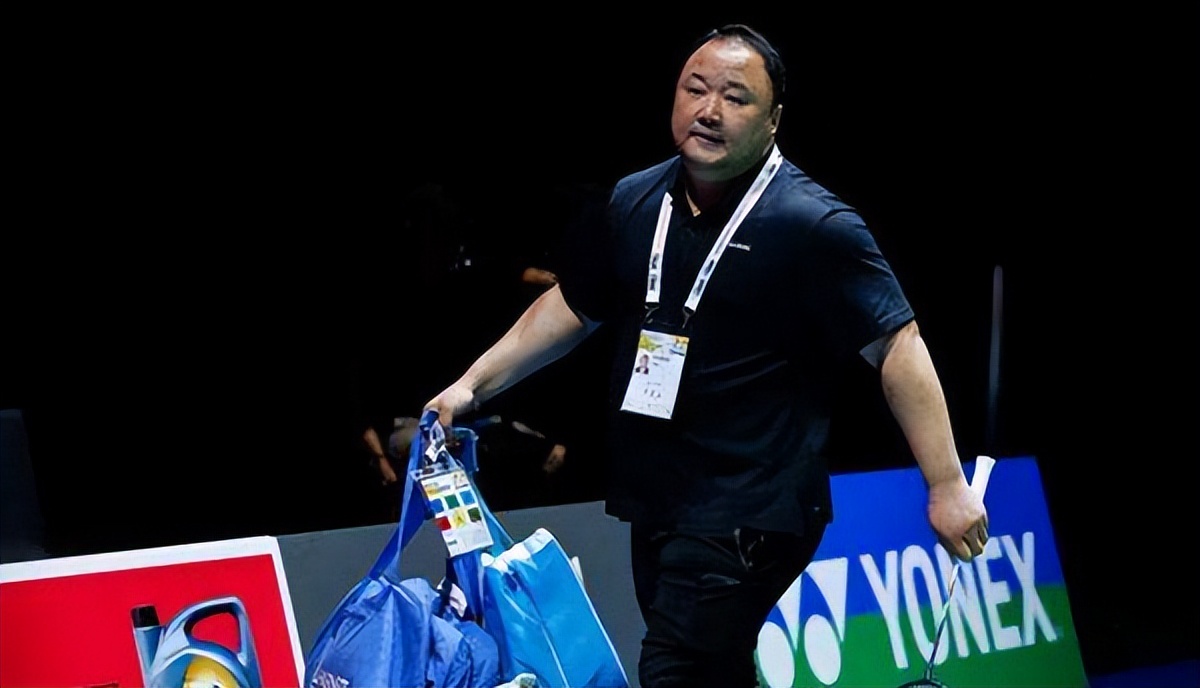 虎扑-包含官宣日体能课后；奥兰多魔术复出首秀备战法联杯；压力陡增；阵容厚度经受考验的词条