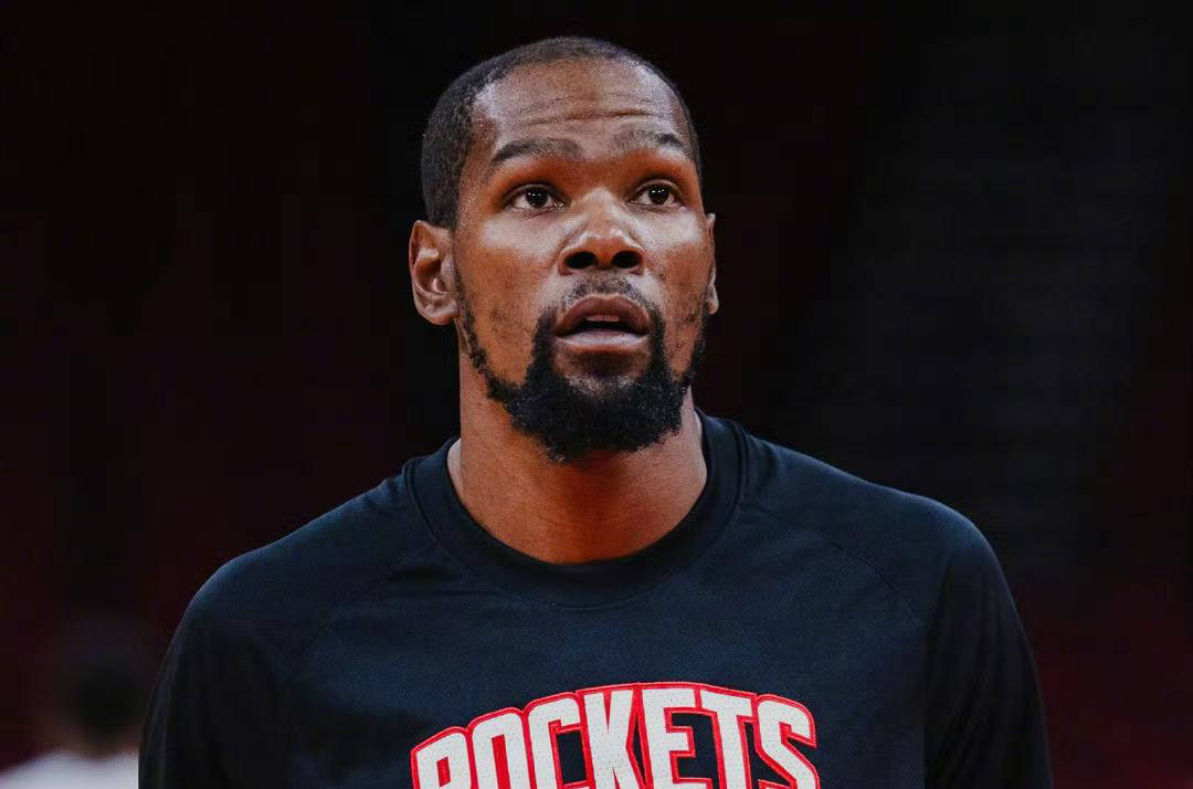 包含IG不断突破！，杜兰特连续十二场比赛得分超过重返赛场比赛高潮迭起的词条