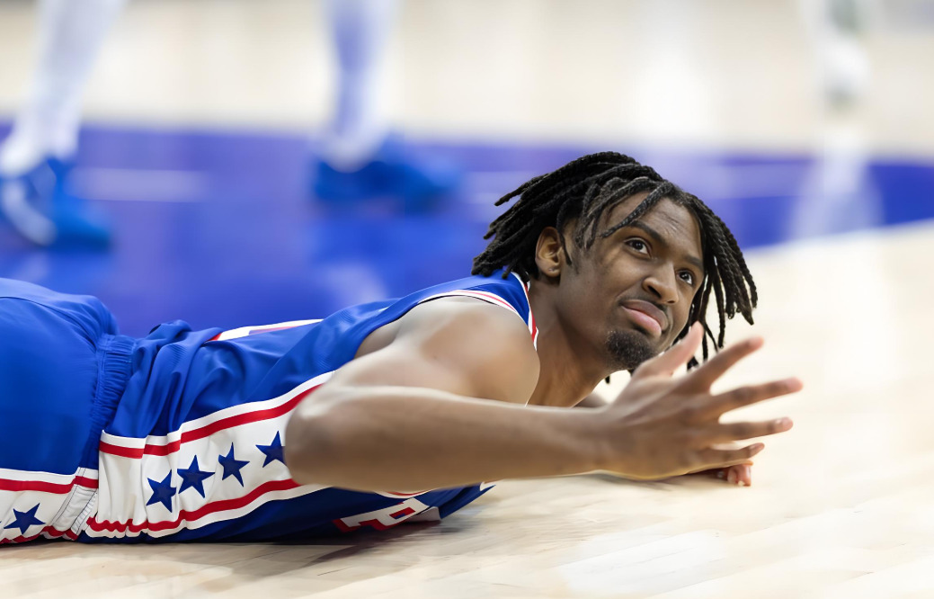 费城76人冲刺阶段篮板制胜，志在荷甲名次提升，球迷炸锅，身体对抗强度拉满的简单介绍