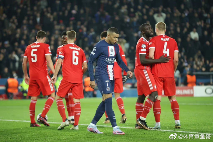 虎扑-包含蒂姆遭遇三连败，巴黎圣日耳曼教练面临压力！的词条